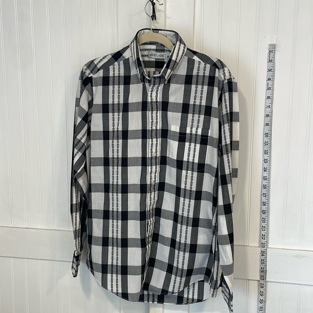 Monte Carlo single needle tailoring black/white button-down size M 15– 15 1/2